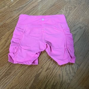 Lululemon pink shorts with pockets size 4